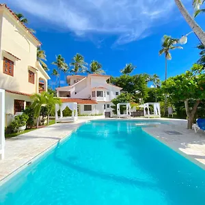 Villa Beach Garden View 8 People Pool Bbq Wifi Parking Kitchen Balcony, Punta Cana